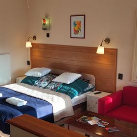 Végvári-Ház Gyula