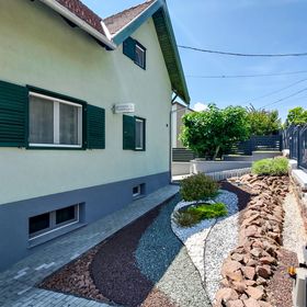 Fügefa Apartman Balatonalmádi