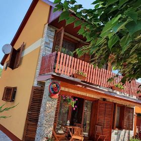 Katica Nyaraló Tiszakécske