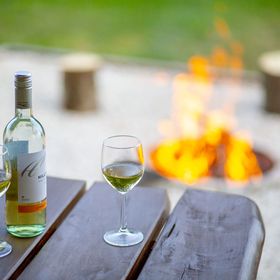 Akácfa Apartman-Mobilház Bakonynána