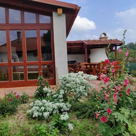 Mókus-tanya Vendégház Vágáshuta