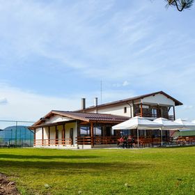 Vila Aura, Roua si Luna Toplița