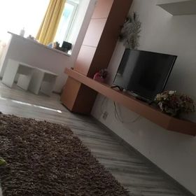 Garsoniera Miky Deva