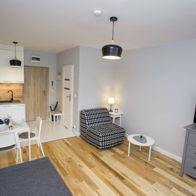 CR Uroczy Apartament w Centrum Nowy Świat 18