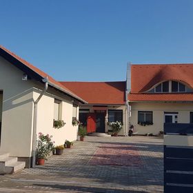 Borostyán Apartmanház Hajdúnánás