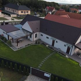 Nyugalom és Titkok Szigete Ölyv Apartman Fertőrákos