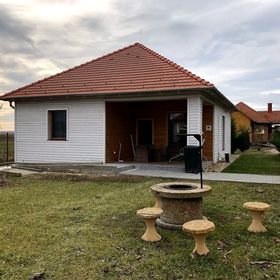 Levendula Vendégház Szigetbecse