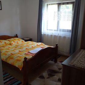 Casa Ianis Arieșeni