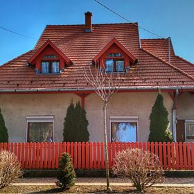 Komlai Apartmanház Fonyód