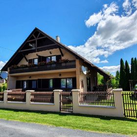 Varga Gardens Vendégház Balatonmáriafürdő