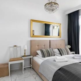 Stare Miasto Apartament z Ogrodem B - Comfy Apartments