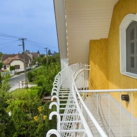 Tóth Nyaraló Balatonmáriafürdő