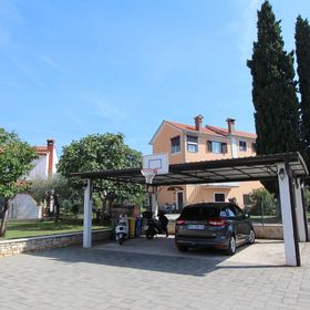 Apartment Mirela Rovinj