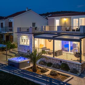 House Villa Fox Kanica