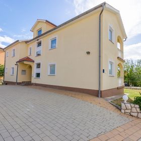 Apartments Alex Lopar