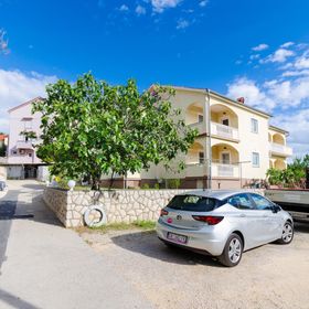 Apartments Alex Lopar