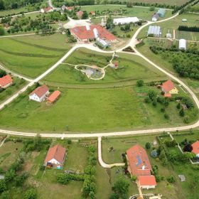 Gurudeva Bhavana Vendégház Krisna-völgy