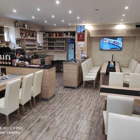 Nádas Vendéglő és Panzió*** Cserkeszőlő