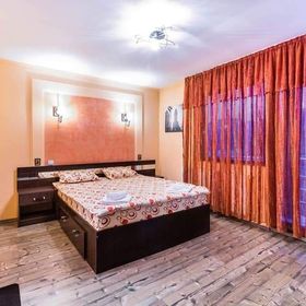 Holiday Central Vila Brașov