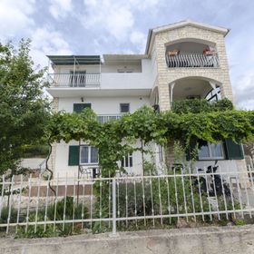 Apartment Darija Primosten