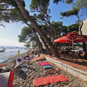 Apartment and Rooms Pansion Duba Zivogosce