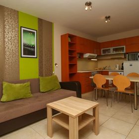 399 - Fiatalos Apartman Balatonőszöd
