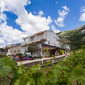 Családi Apartmanok A Tenger Mellett Dingac - Borak, Peljesac - 18060 Dingač - Borak