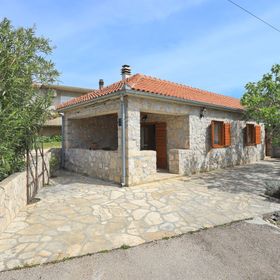 Nyaralóház Parkolóhellyel Sukosan, Zadar - 18279 Sukošan