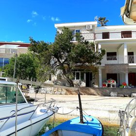 Apartmanok A Tenger Mellett Razanj, Rogoznica - 18284 Ražanj