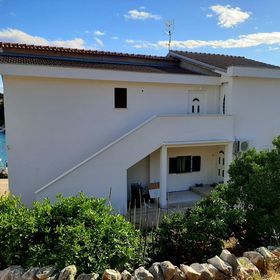 Apartmanok A Tenger Mellett Razanj, Rogoznica - 18284 Ražanj