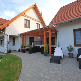 A tornácos Panzió Kéthely