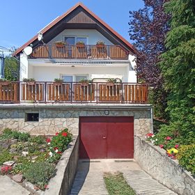 Ottó Nyaraló Révfülöp