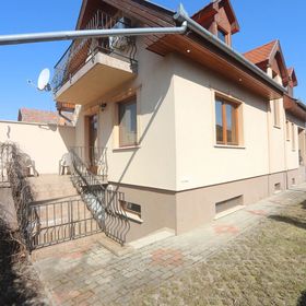 Ádám Vendégház Kerekegyháza