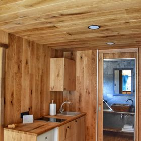 Căsuța de sub cireș Piatra-Neamț