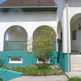 Labdarózsa Apartmanház Fonyód