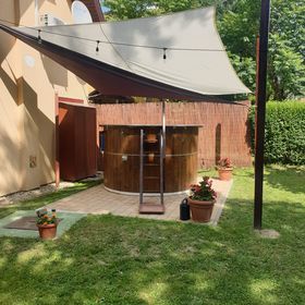 Dézsafürdős Tóparti Üdülőház Gyékényes