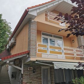 Májusfa Apartman Balatonszárszó