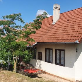 Kékcsengő Vendégház Tamási