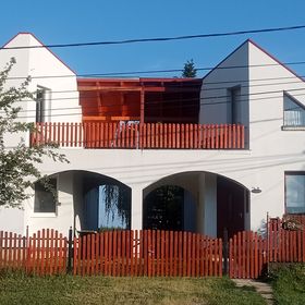 Dóra Apartmanház Zamárdi