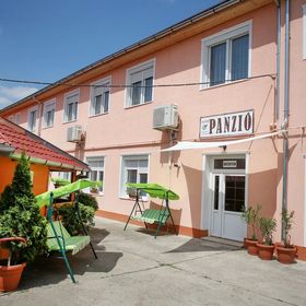 Centrál Panzió Szentes