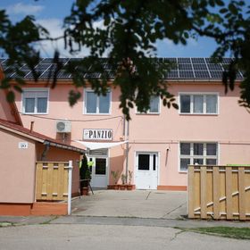 Centrál Panzió Szentes