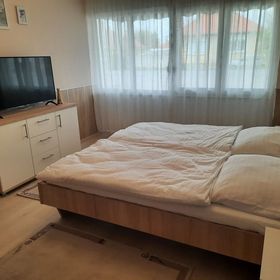 Fenyő Apartman Nagykáta