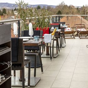 Picard Home & Gourmet Terrace Panzió és Étterem Balatonföldvár