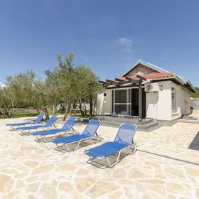 House Hacienda Tribunj