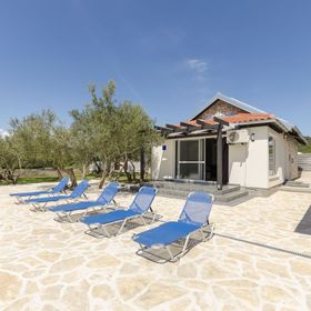 House Hacienda Tribunj