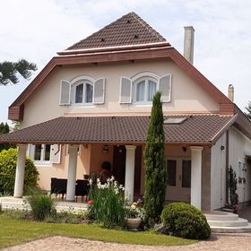 Mariann Apartmanház Csopak