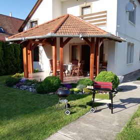 Fániház Apartman Balatonfenyves
