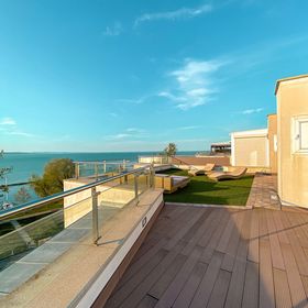 Admiral Sky Deluxe Apartman Siófok