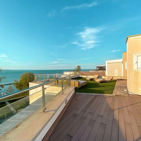 Admiral Sky Deluxe Apartman Siófok