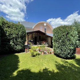 Léna Apartman Balatonszárszó